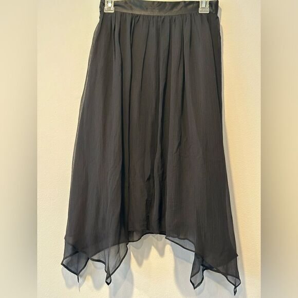 Banana Republic drapey asymmetrical midi 100% silk size 2 in black new - Picture 1 of 6